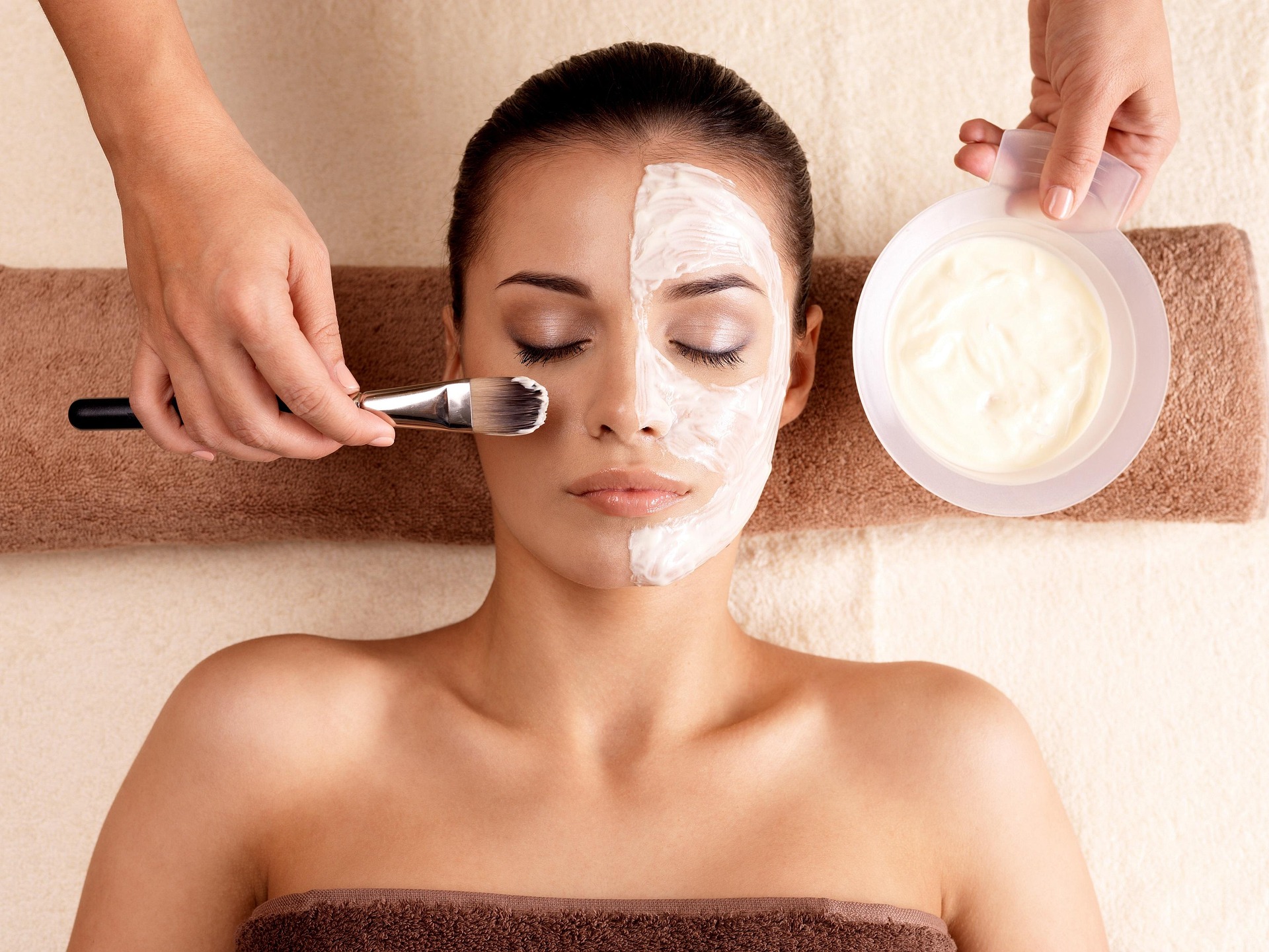 MICRONEEDLING Gesichtsbehandlung